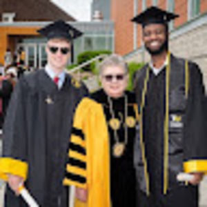 Meet your Posher, Kim